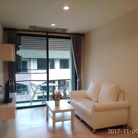 Abani Jomtien Inn Bagian luar foto
