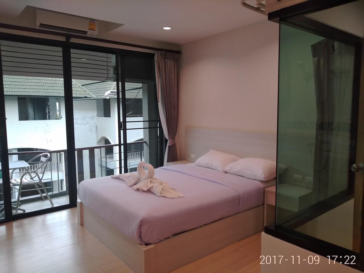 Abani Jomtien Inn Bagian luar foto