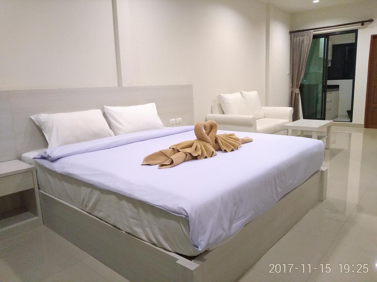 Abani Jomtien Inn Bagian luar foto