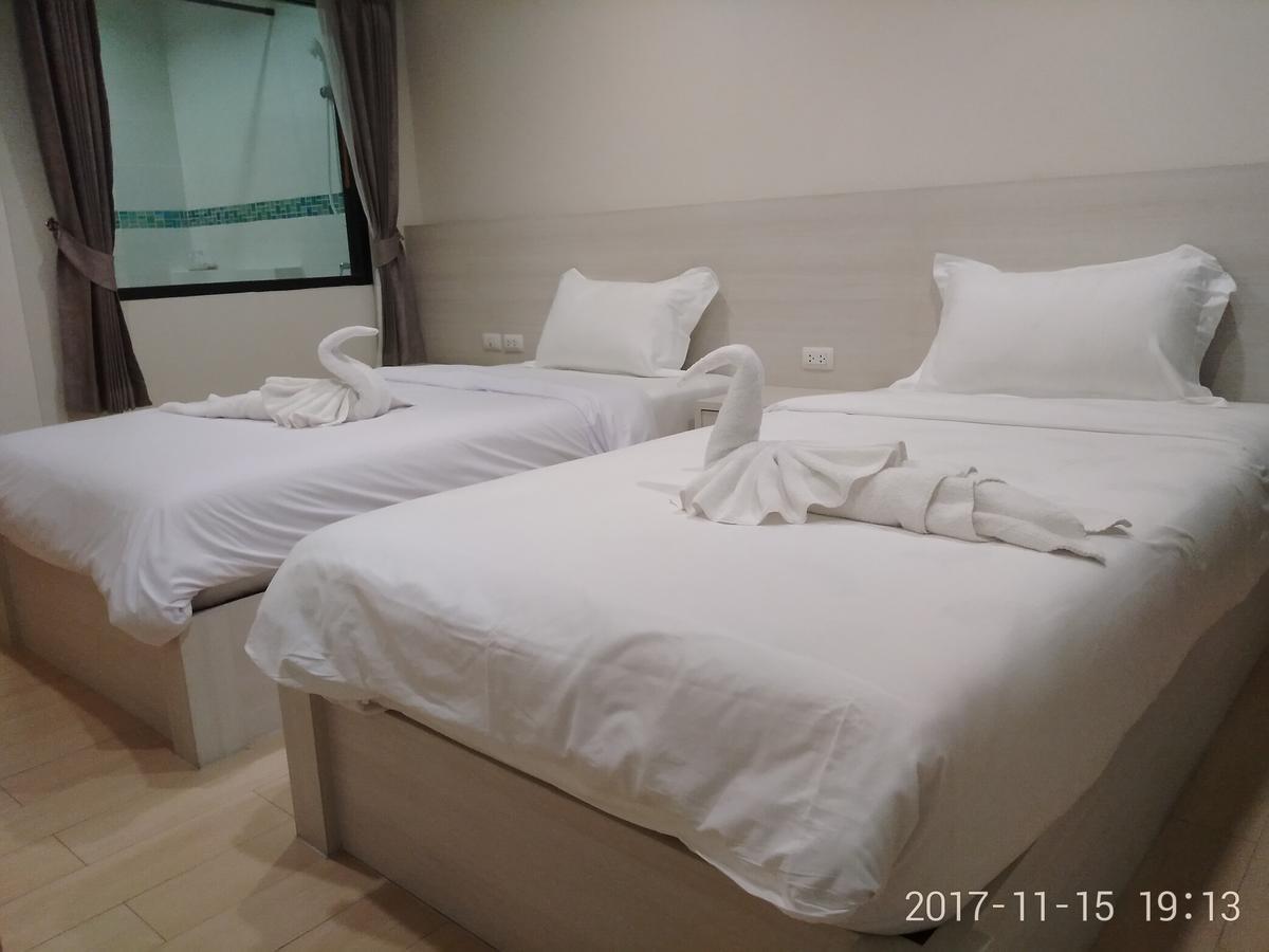 Abani Jomtien Inn Bagian luar foto