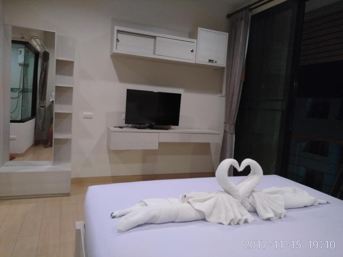 Abani Jomtien Inn Bagian luar foto