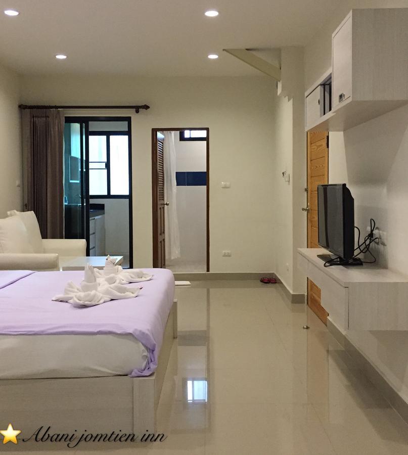 Abani Jomtien Inn Bagian luar foto